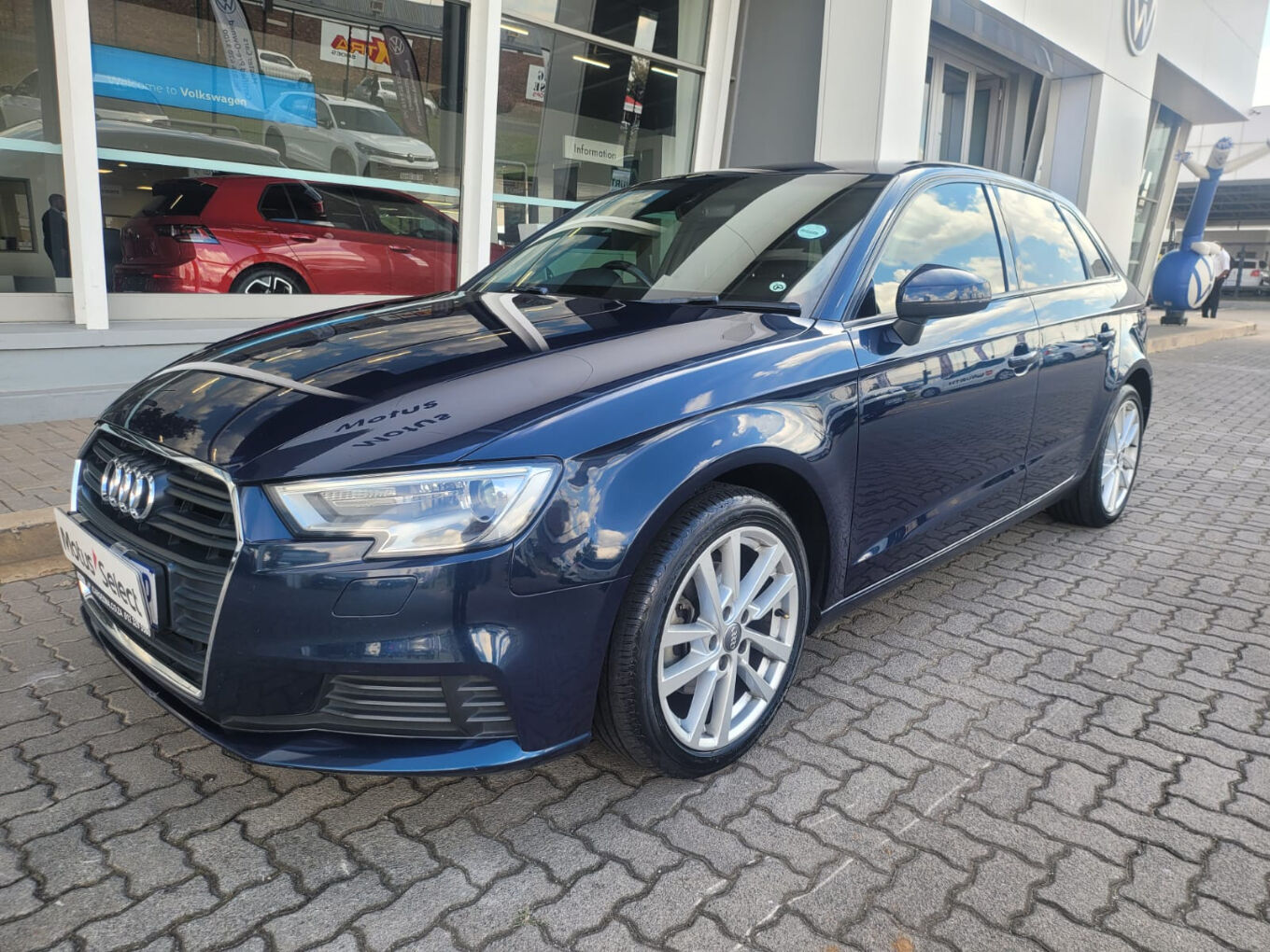 2019 AUDI A3 Sportback 35TFSI S Line image 3