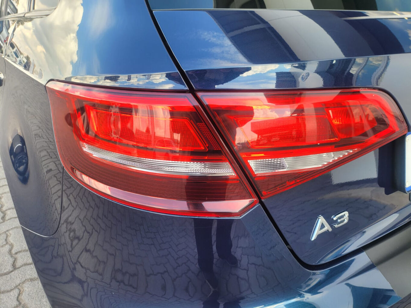 2019 AUDI A3 Sportback 35TFSI S Line image 7