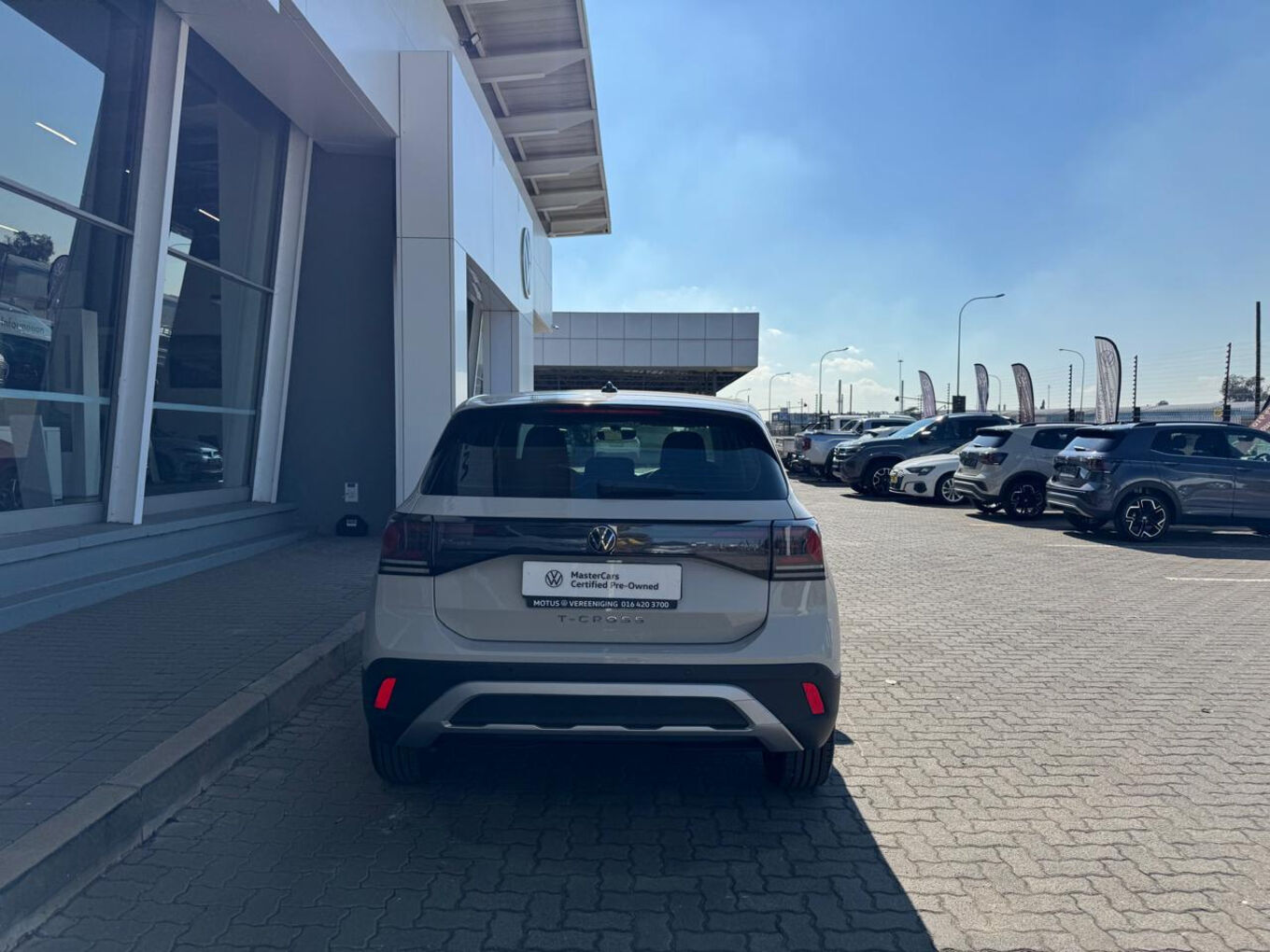 2026 VOLKSWAGEN T-CROSS 1.0TSI Auto — photo 4