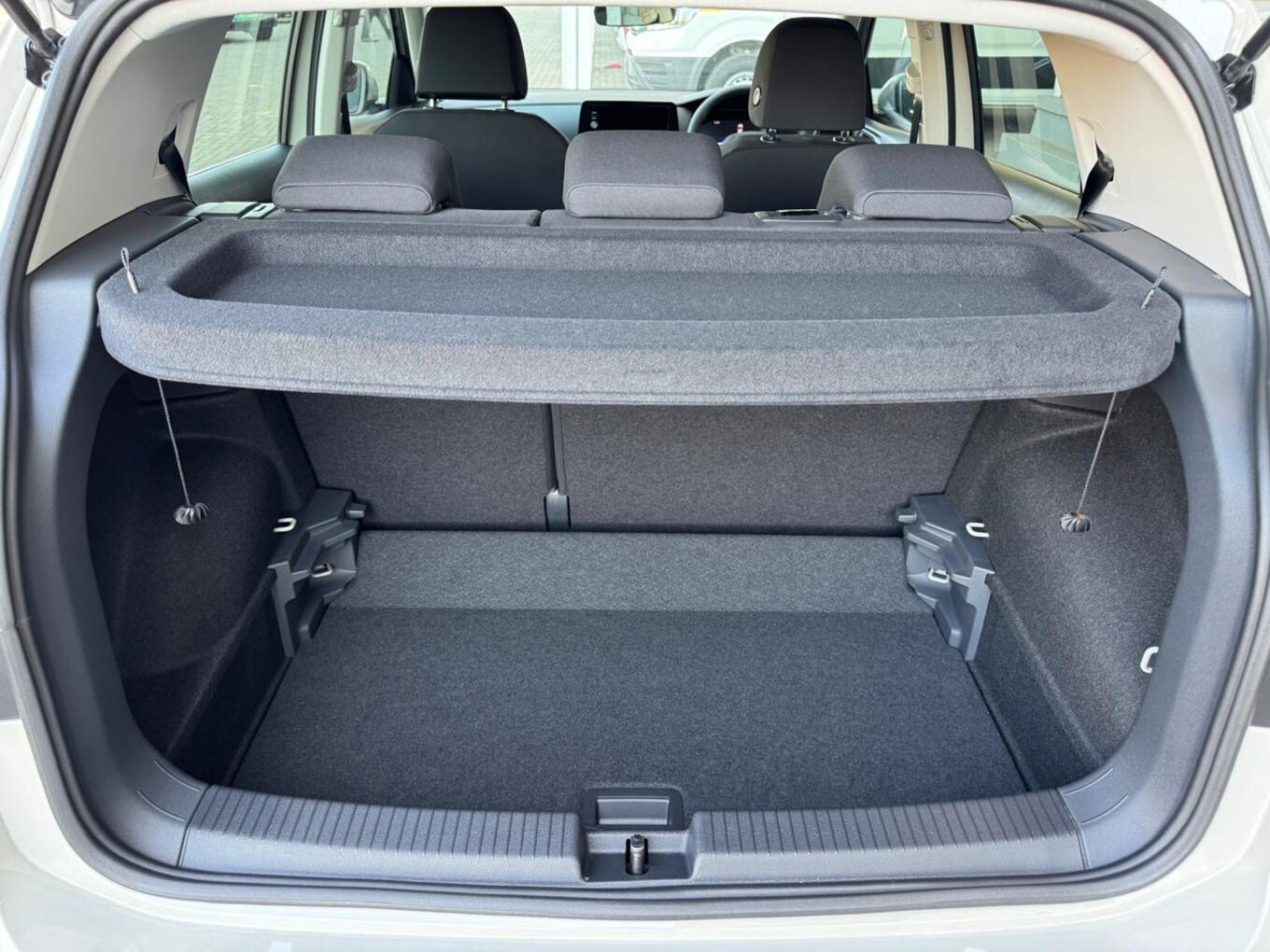 2026 VOLKSWAGEN T-CROSS 1.0TSI Auto — photo 7