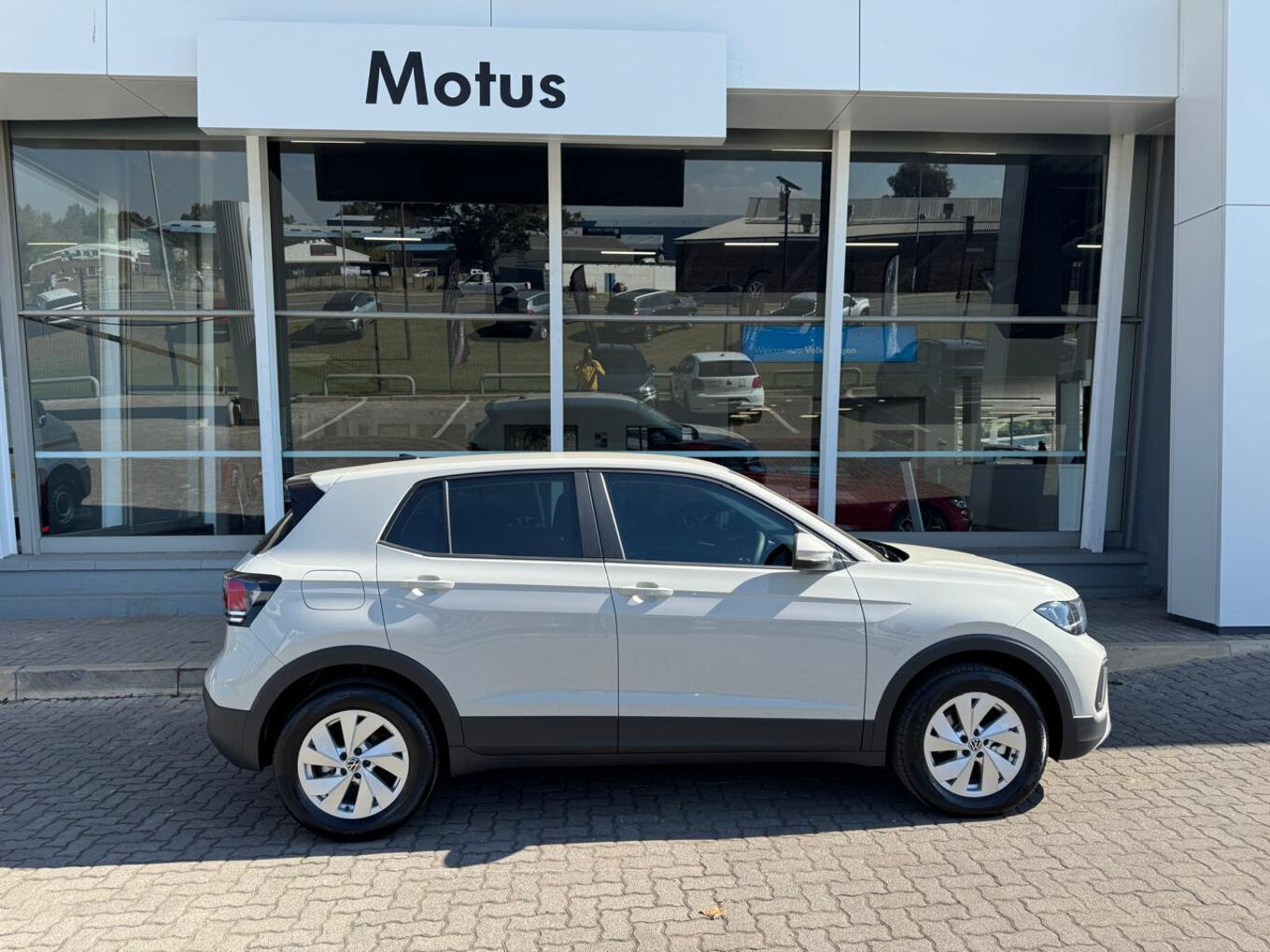2026 VOLKSWAGEN T-CROSS 1.0TSI Auto — photo 6