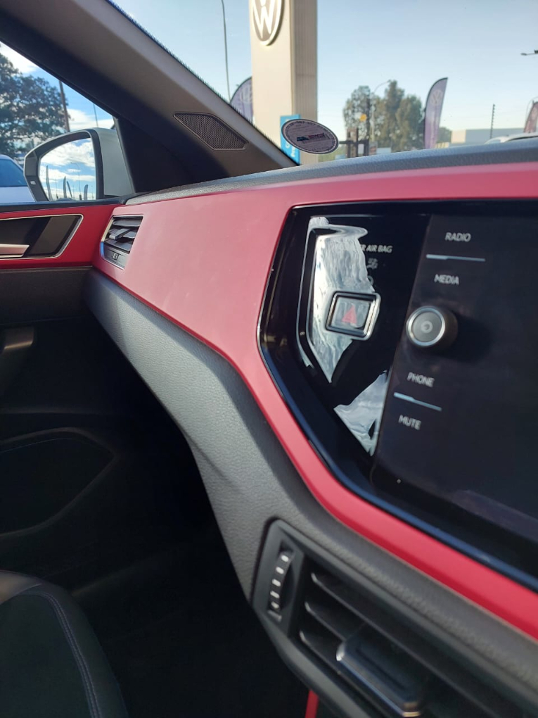 2022 VOLKSWAGEN POLO GTI — photo 21