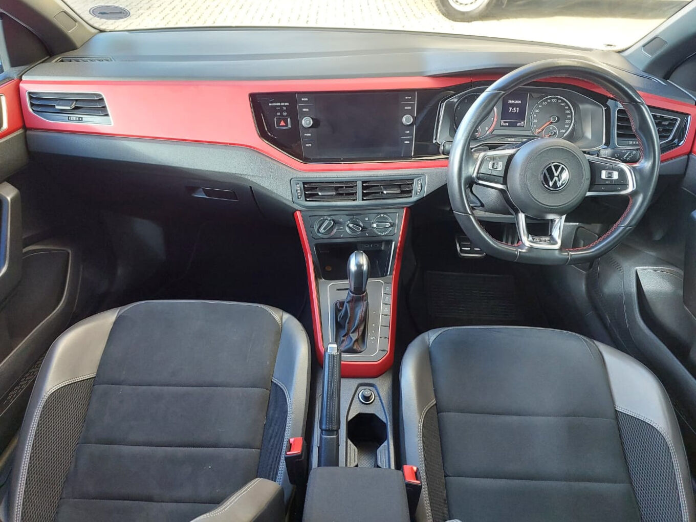 2022 VOLKSWAGEN POLO GTI — photo 16
