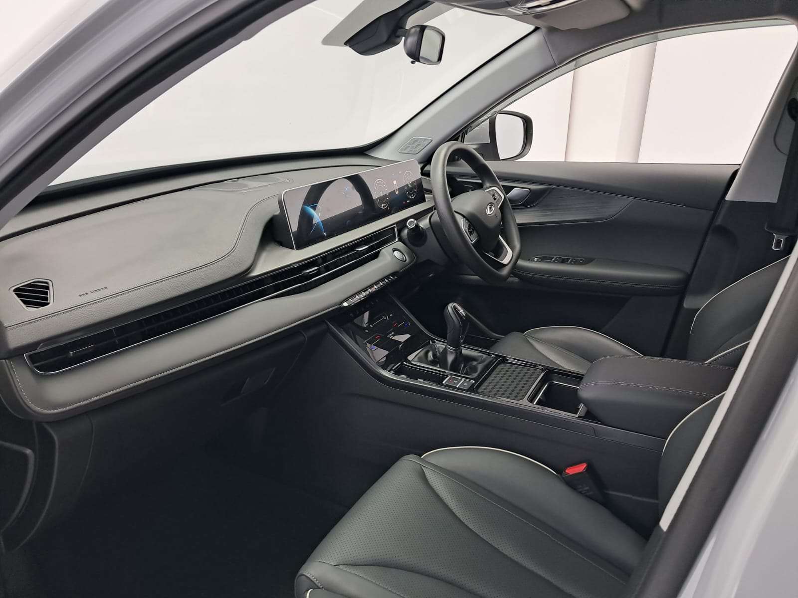 2026 Chery Tiggo Cross LIT MT - Image 11