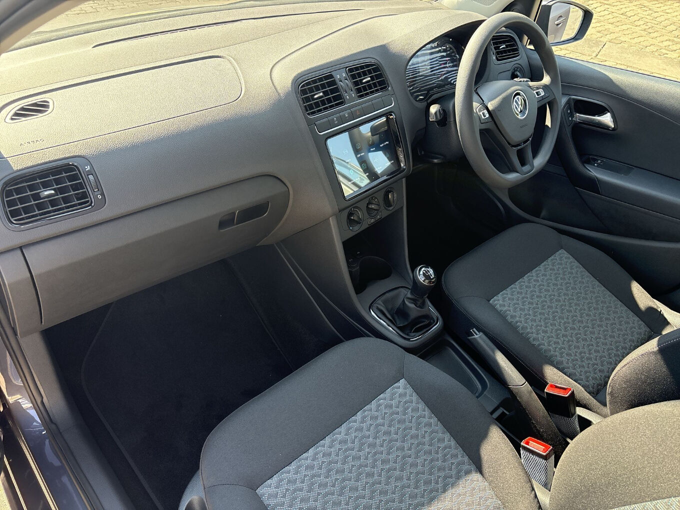 2026 VOLKSWAGEN POLO VIVO Hatch 1.4 Life — photo 14