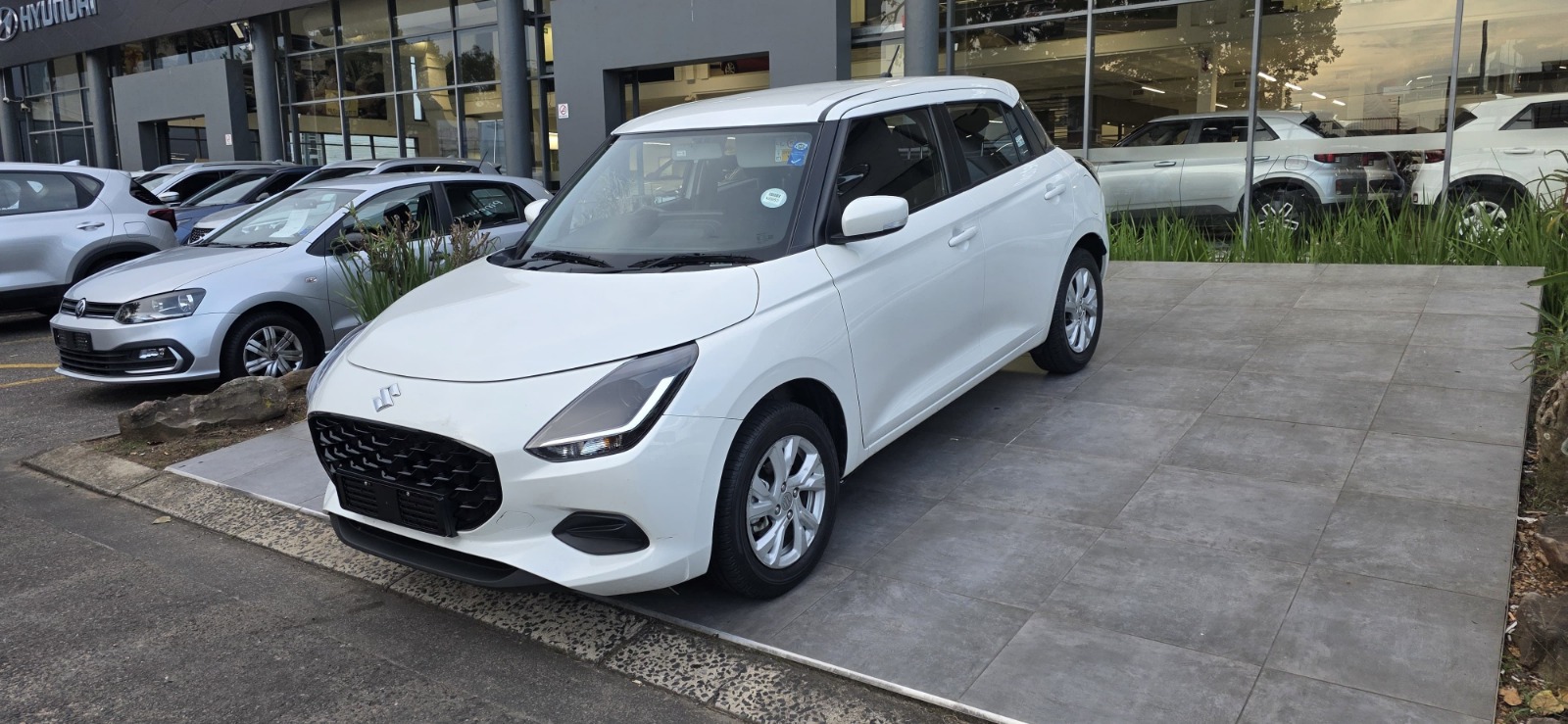 Car listing image