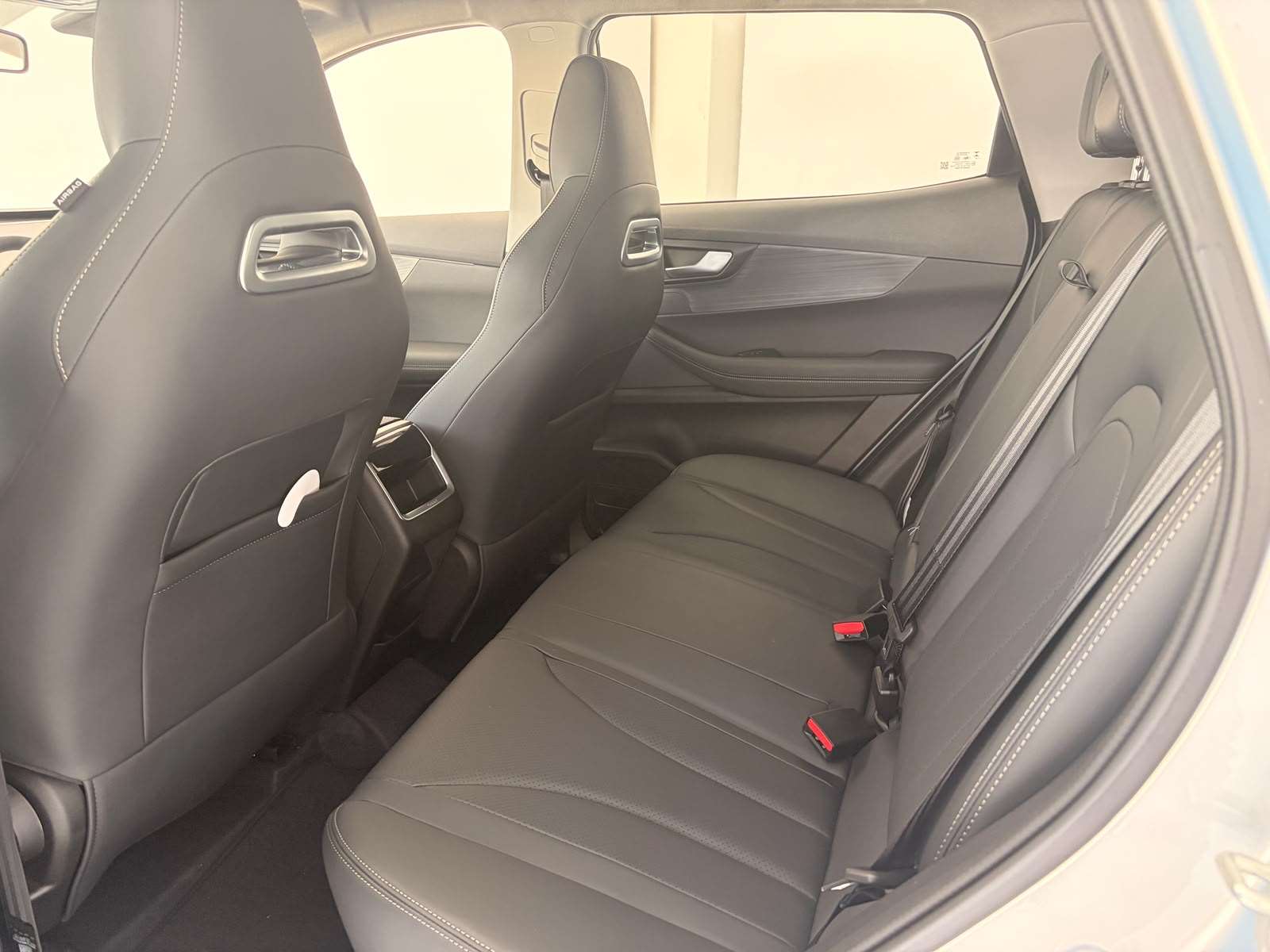 2026 Chery Tiggo Cross LIT CVT - Image 11