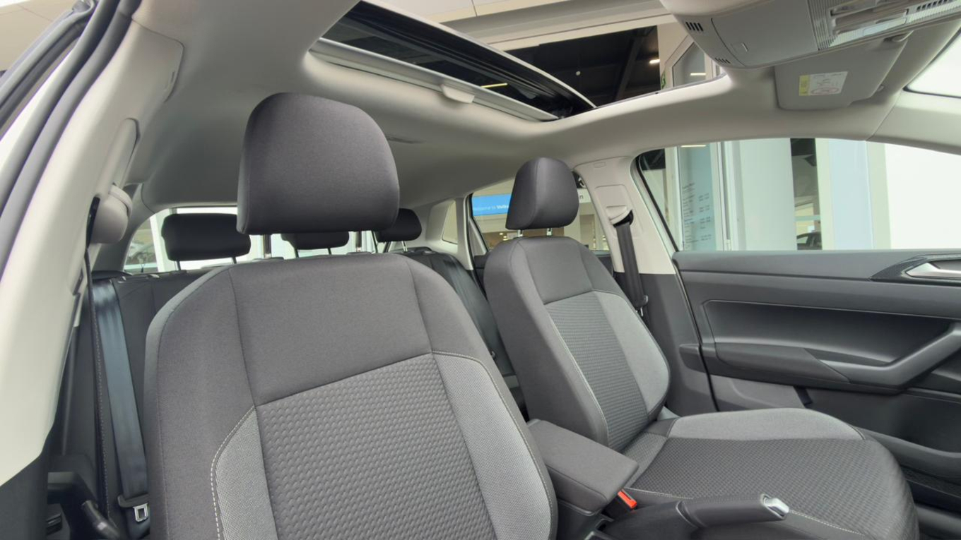 2026 VOLKSWAGEN POLO Hatch 1.0TSI Life Auto — photo 12