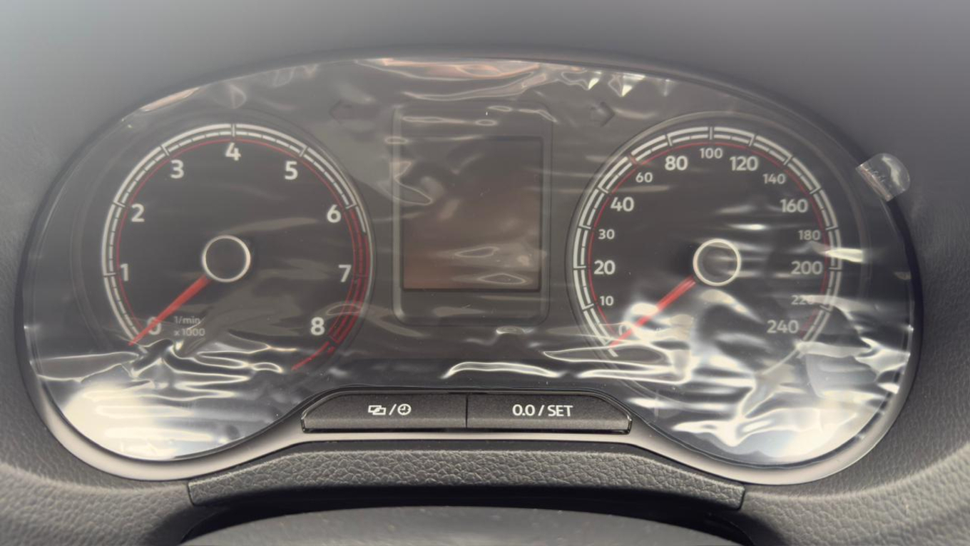 2026 VOLKSWAGEN POLO VIVO Hatch 1.4 Life — photo 13