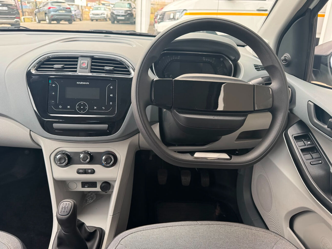 2026 TATA TIAGO 1.2 XM image 13