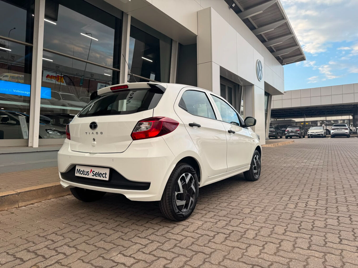 2026 TATA TIAGO 1.2 XM image 7