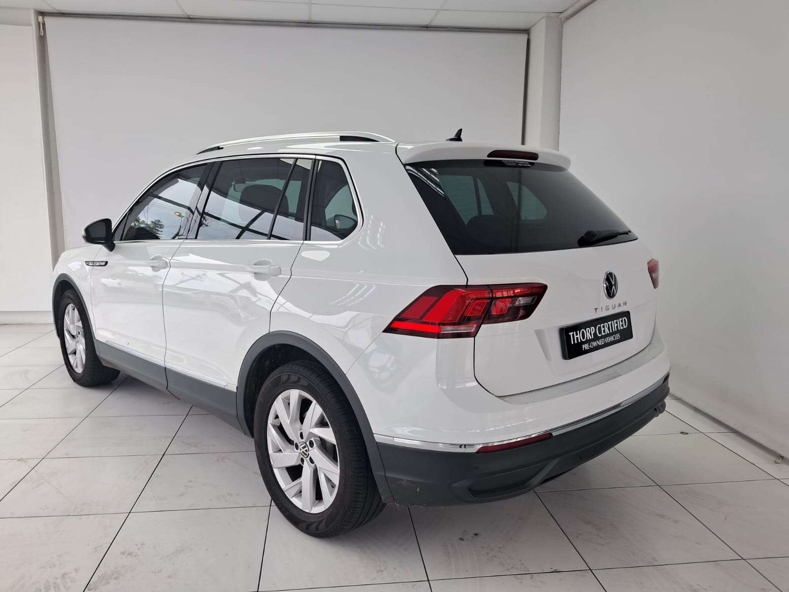 2021 Volkswagen TIGUAN / TAYRON TIGUAN 1.4 TSI LIFE DSG (110KW) - Image 6