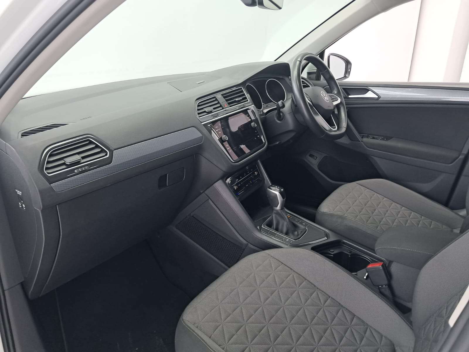 2021 Volkswagen TIGUAN / TAYRON TIGUAN 1.4 TSI LIFE DSG (110KW) - Image 12