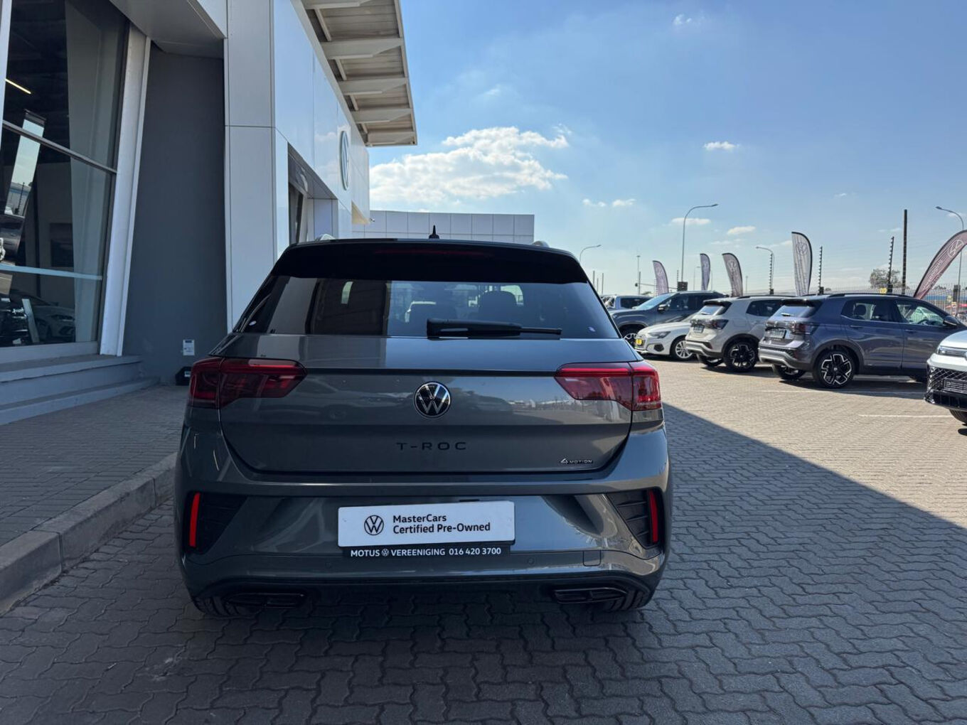 2026 VOLKSWAGEN T-ROC 2.0TSI 4Motion R-Line — photo 5