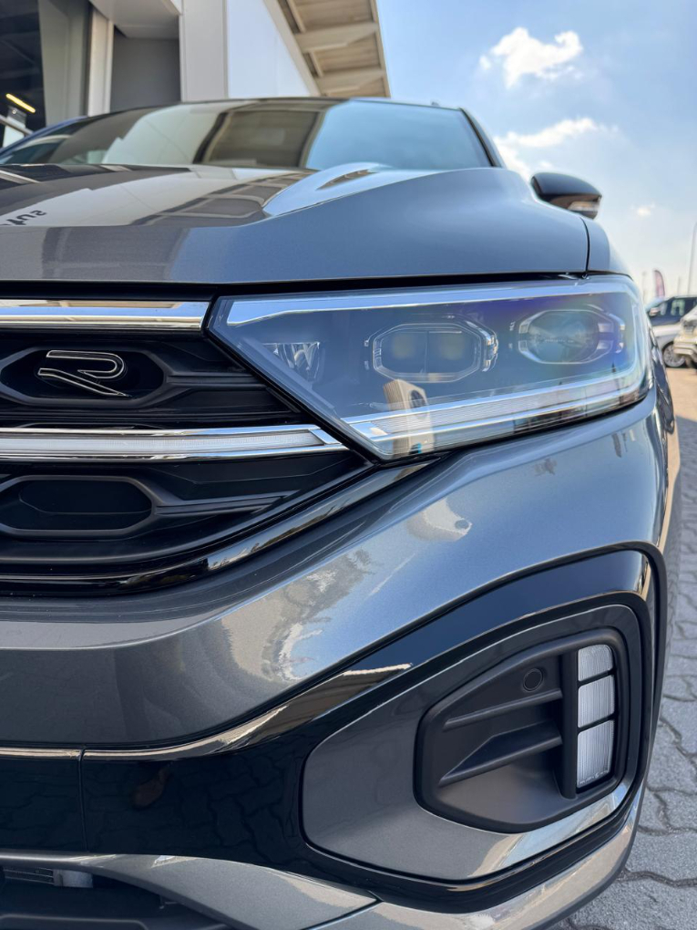 2026 VOLKSWAGEN T-ROC 2.0TSI 4Motion R-Line — photo 15