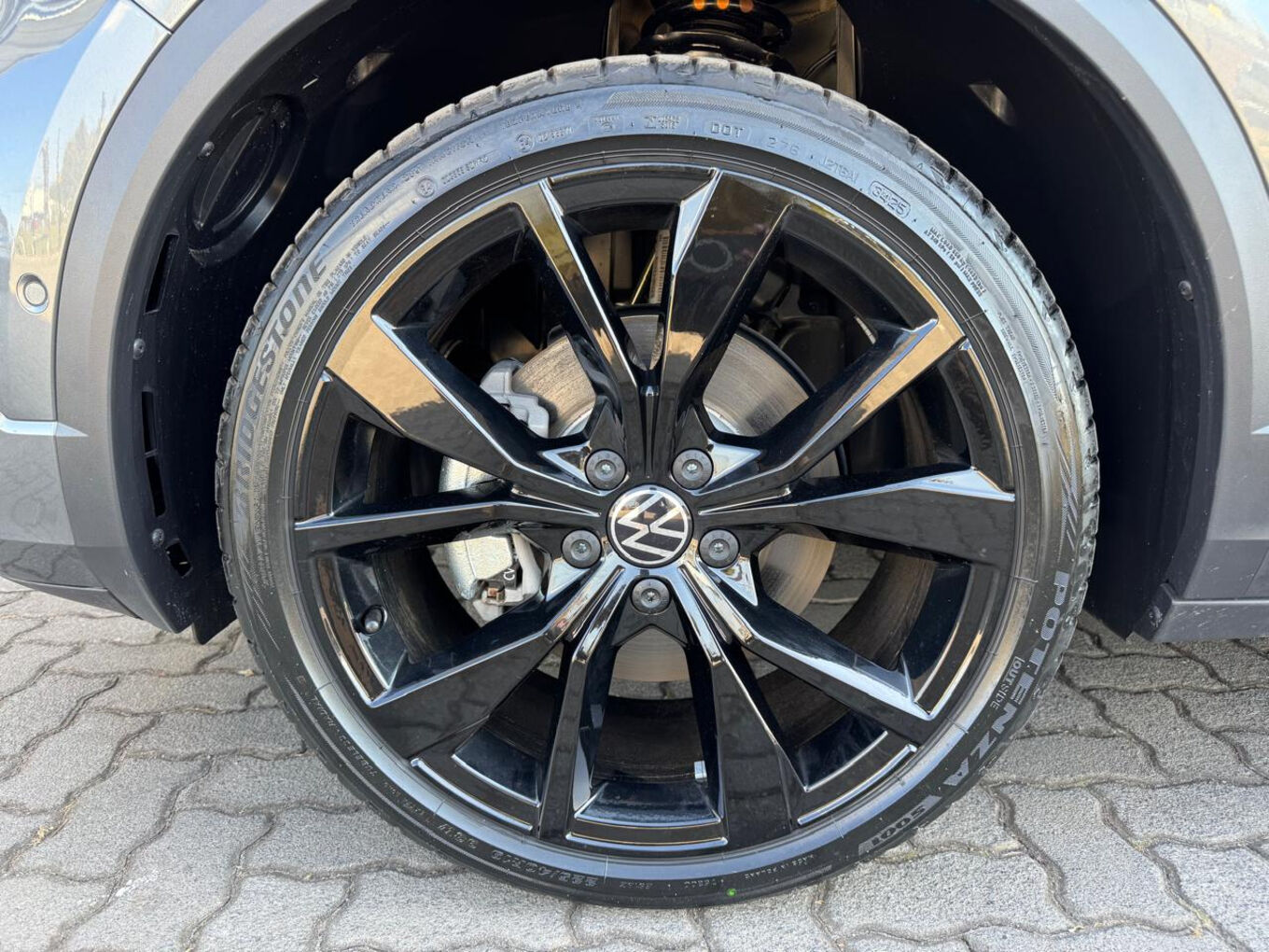 2026 VOLKSWAGEN T-ROC 2.0TSI 4Motion R-Line — photo 13