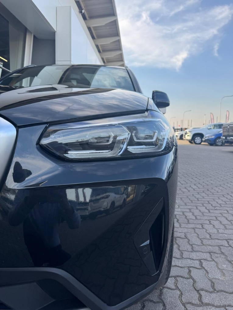 2022 BMW X3 xDrive20d image 16