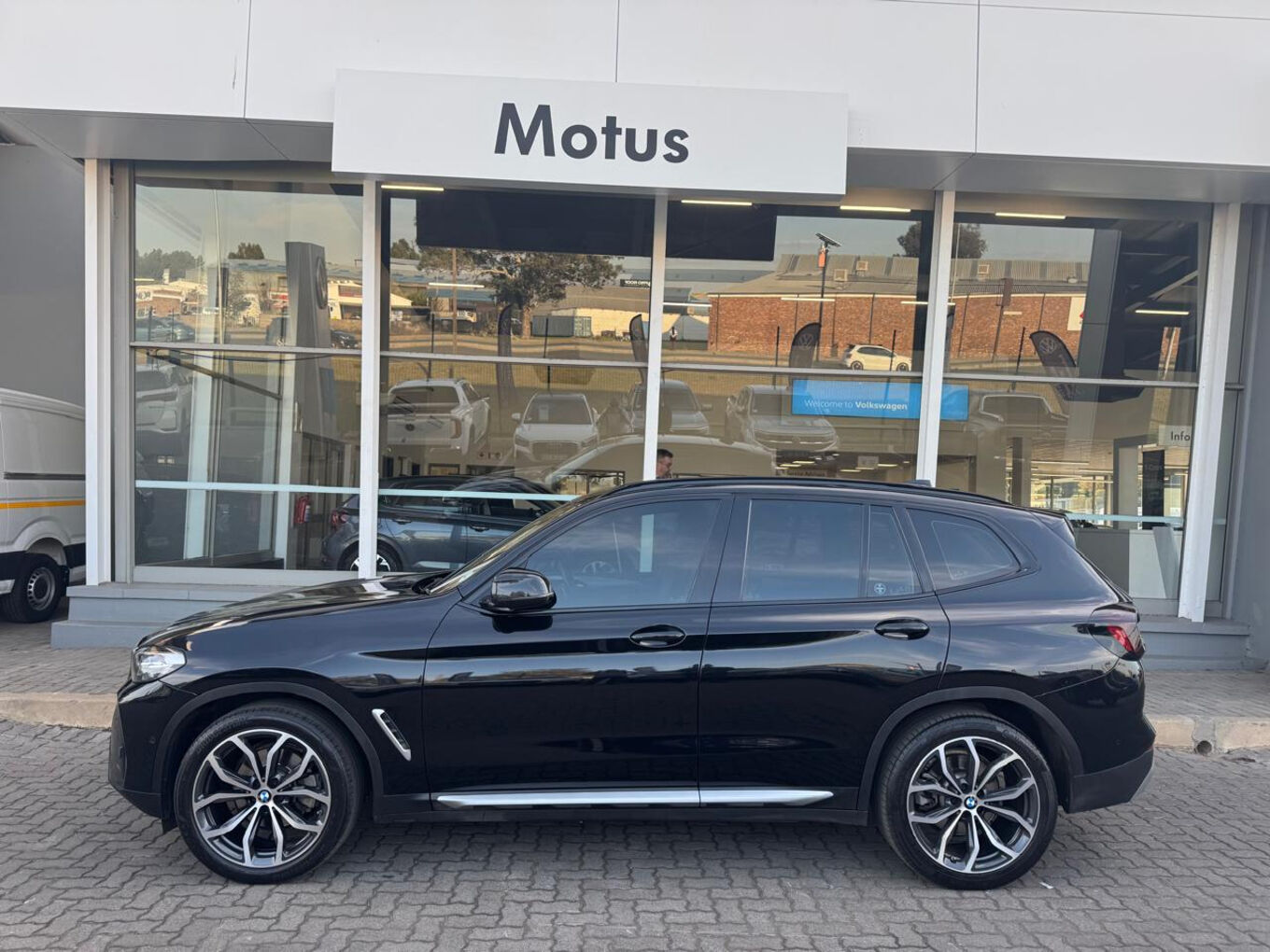 2022 BMW X3 xDrive20d image 4