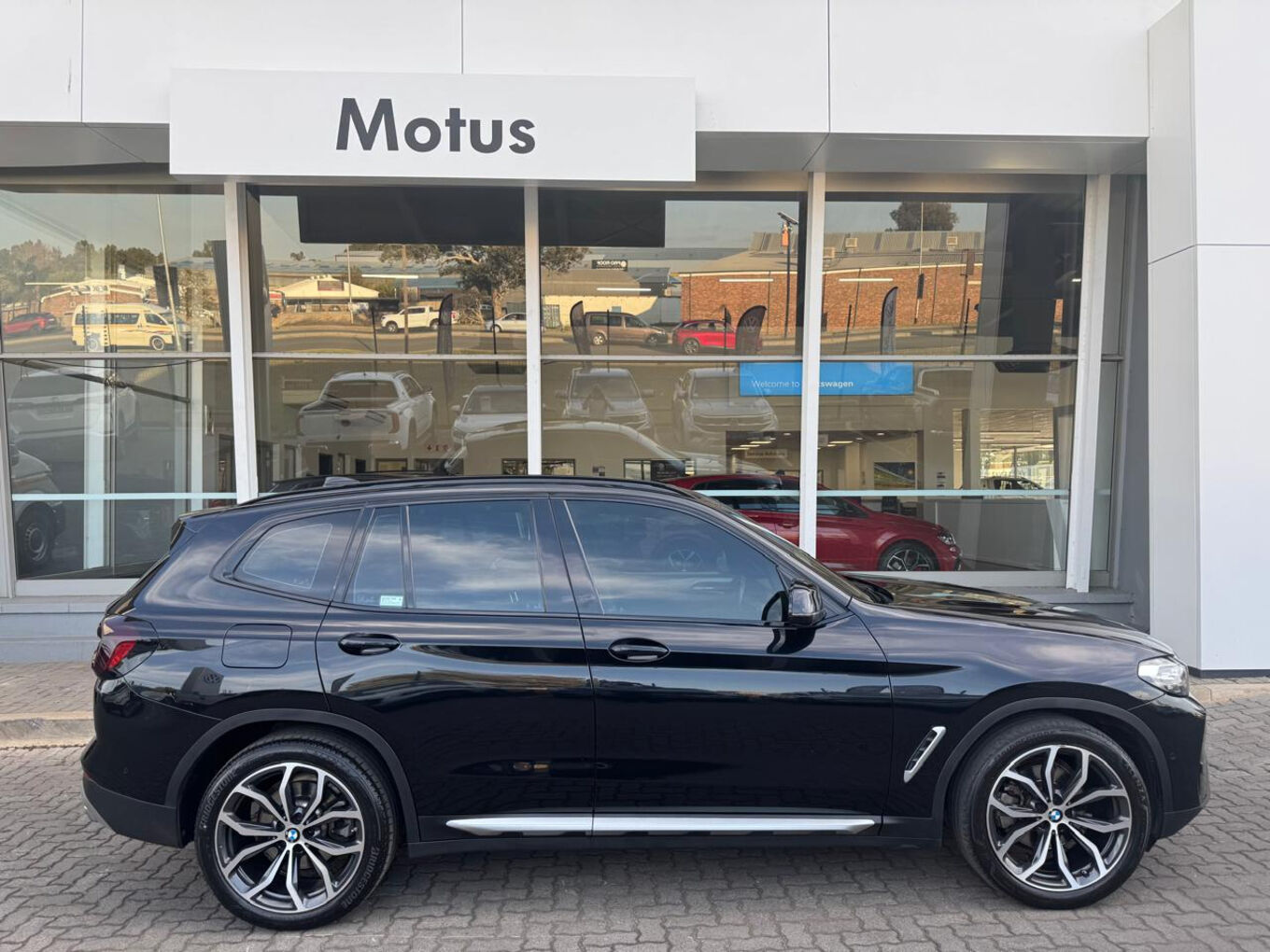 2022 BMW X3 xDrive20d image 8