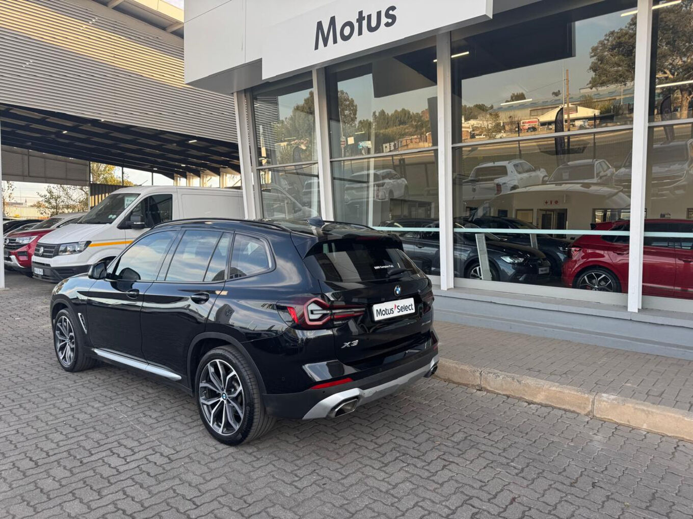 2022 BMW X3 xDrive20d image 5