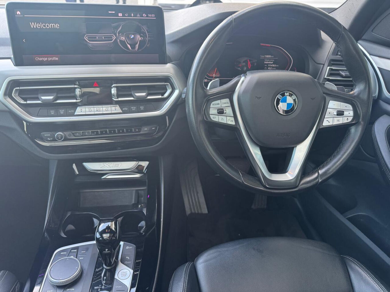 2022 BMW X3 xDrive20d image 11