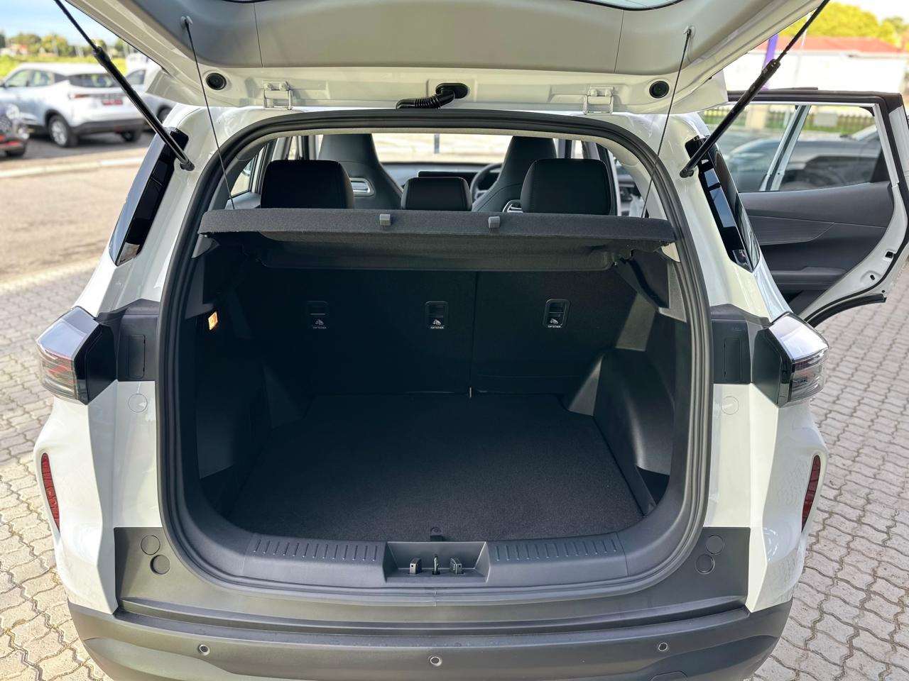 2026 Chery Tiggo Cross LIT CVT - Image 10