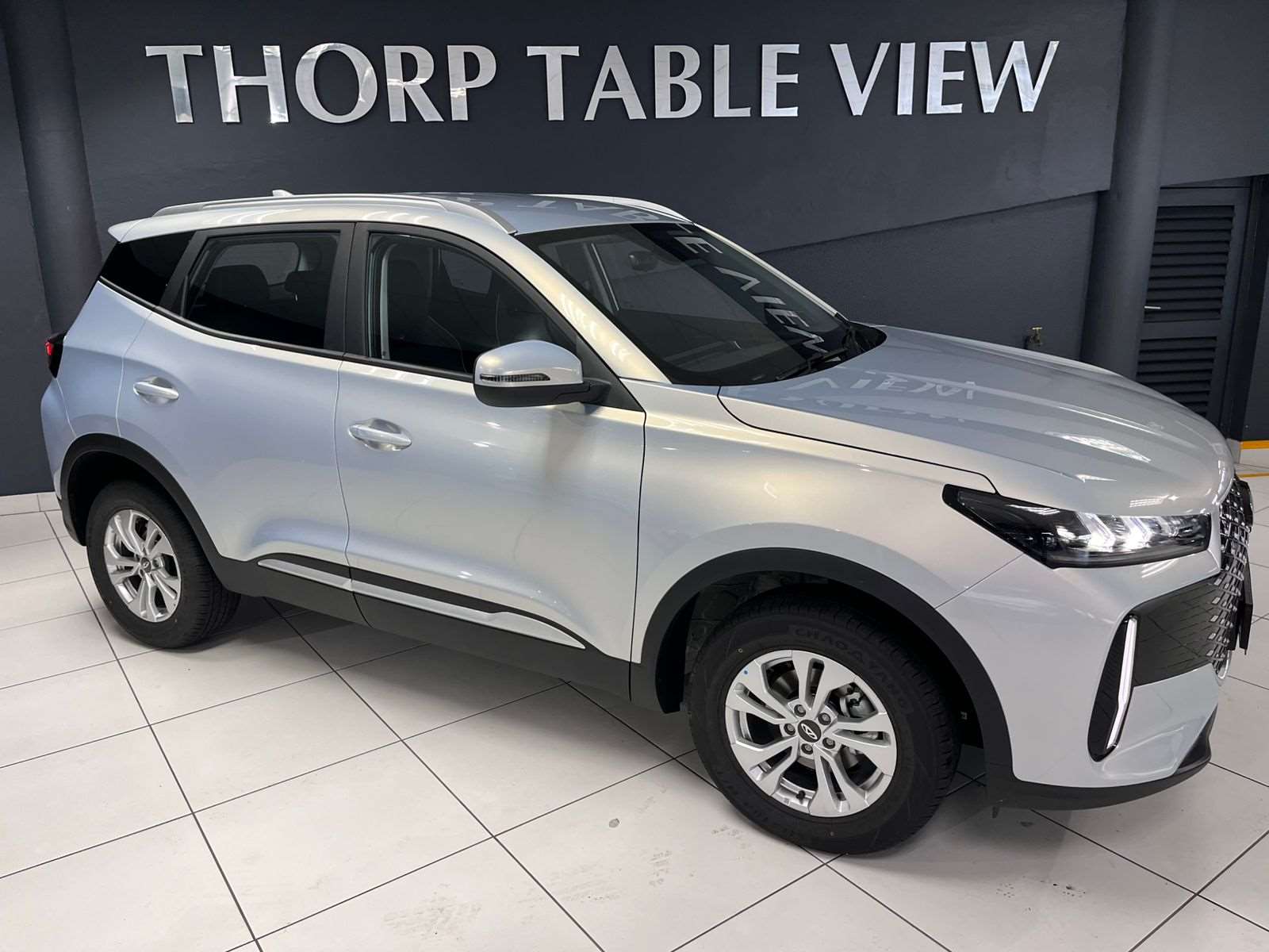 2026 Chery Tiggo Cross LIT CVT - Image 1
