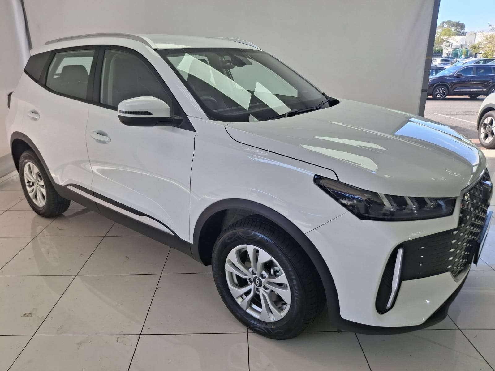 2026 Chery Tiggo Cross LIT CVT - Image 1