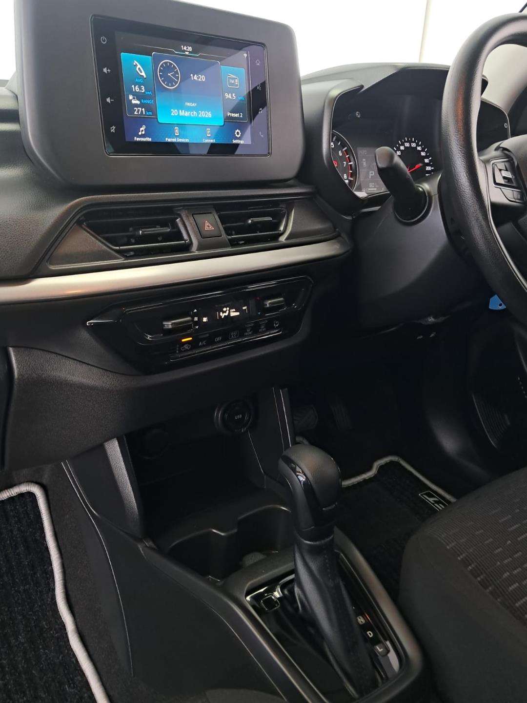 2025 Suzuki Swift 1.2 GL+ MT - Image 15