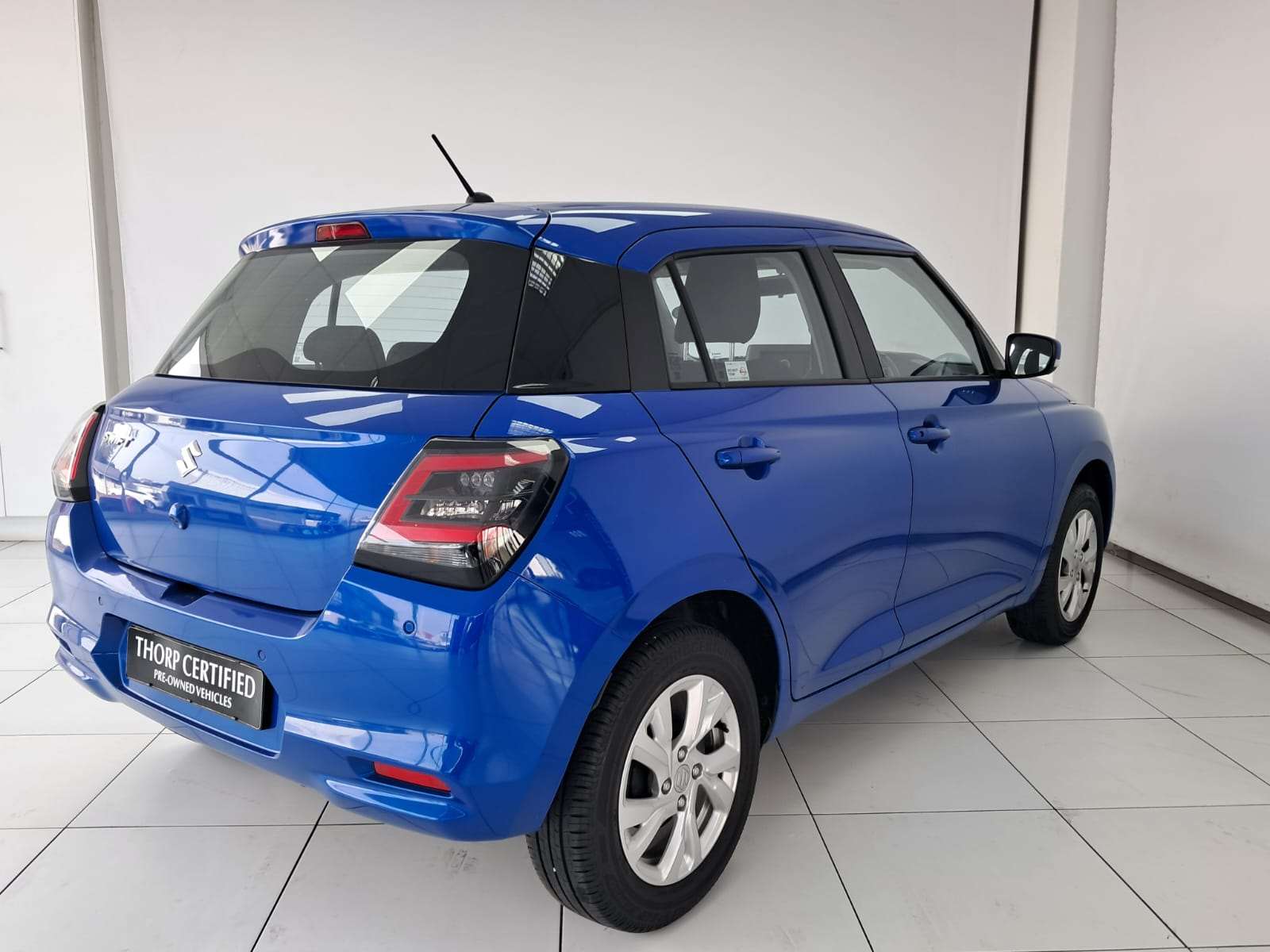 2025 Suzuki Swift 1.2 GL+ MT - Image 6