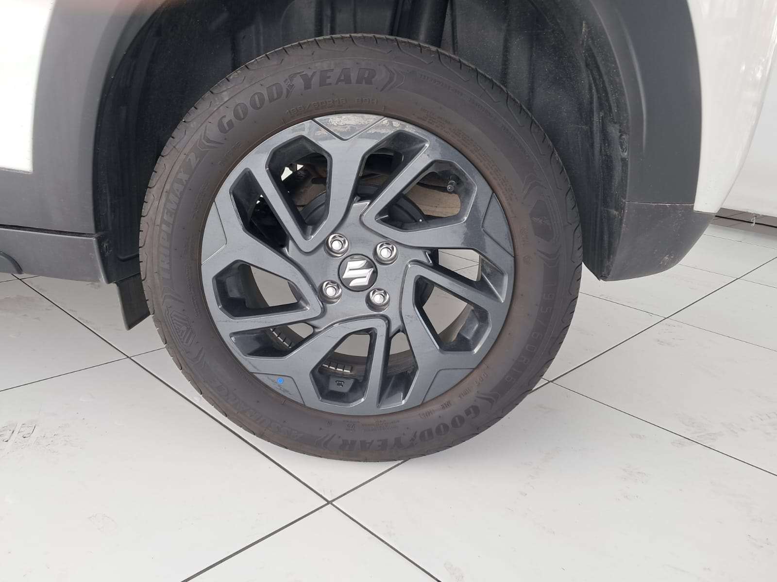 2025 Suzuki Fronx 1.5 GL A/T - Image 16