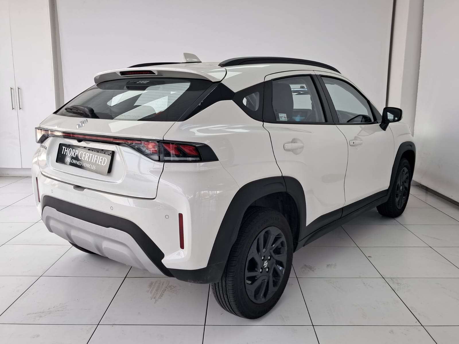 2025 Suzuki Fronx 1.5 GL A/T - Image 4