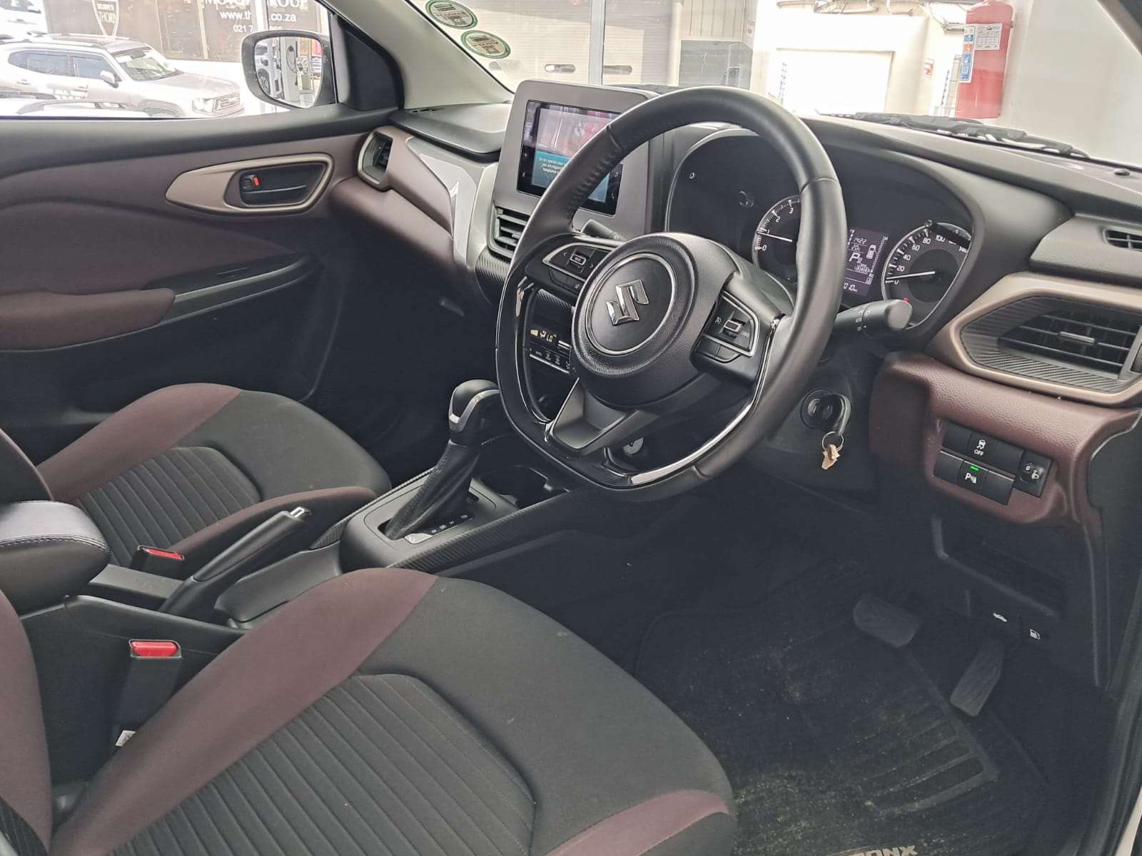 2025 Suzuki Fronx 1.5 GL A/T - Image 13
