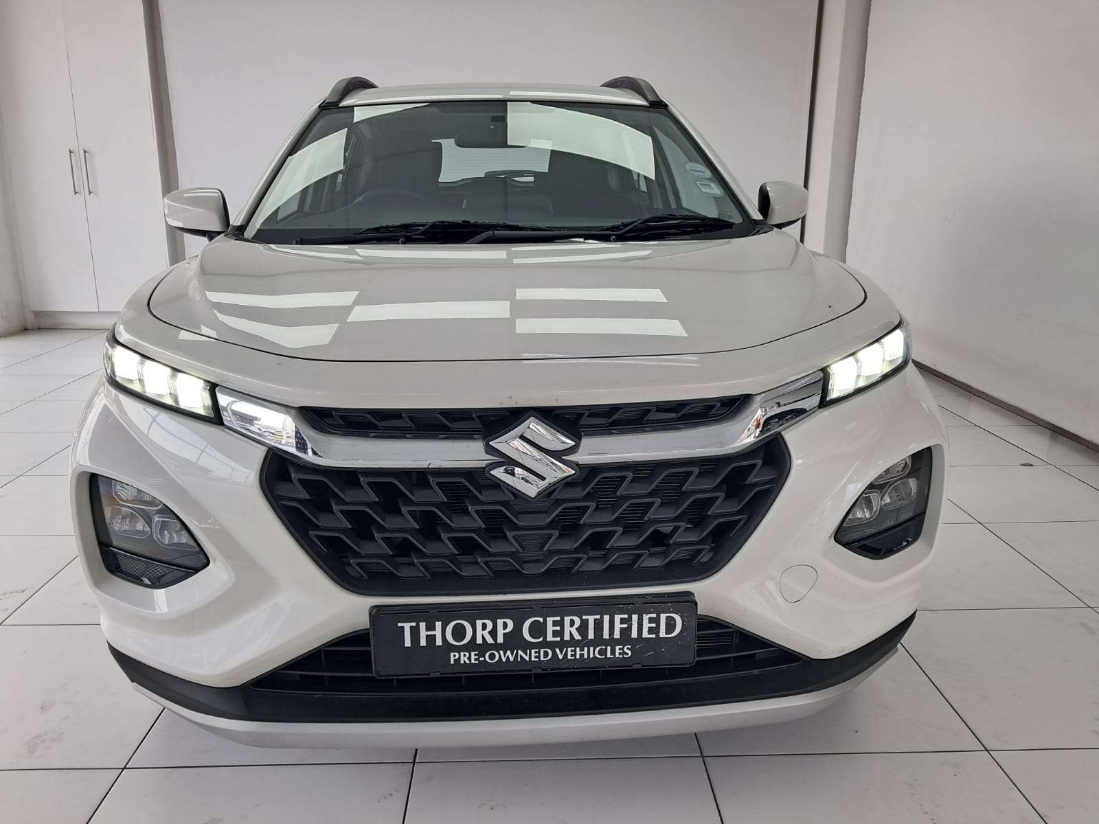 2025 Suzuki Fronx 1.5 GL A/T - Image 2