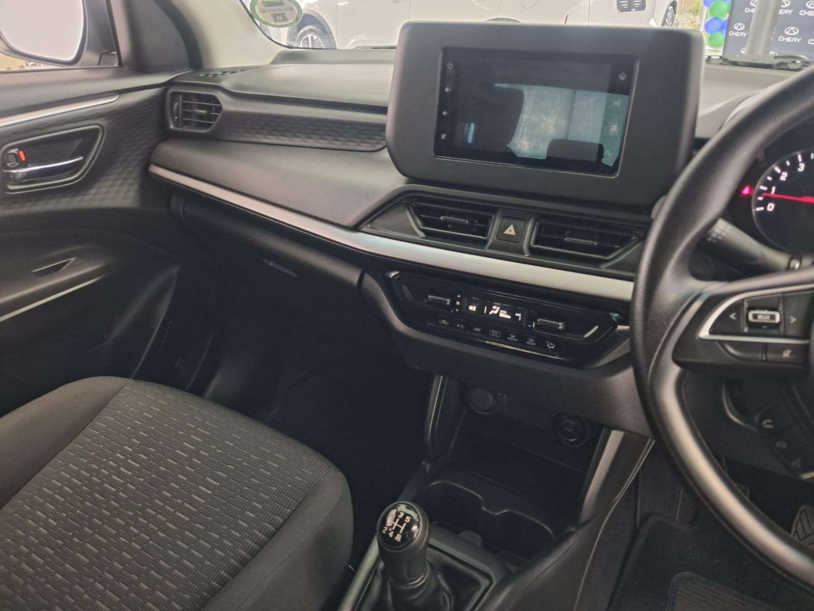 2025 Suzuki SWIFT/ DZIRE 1.2 GL+ MT - Image 8