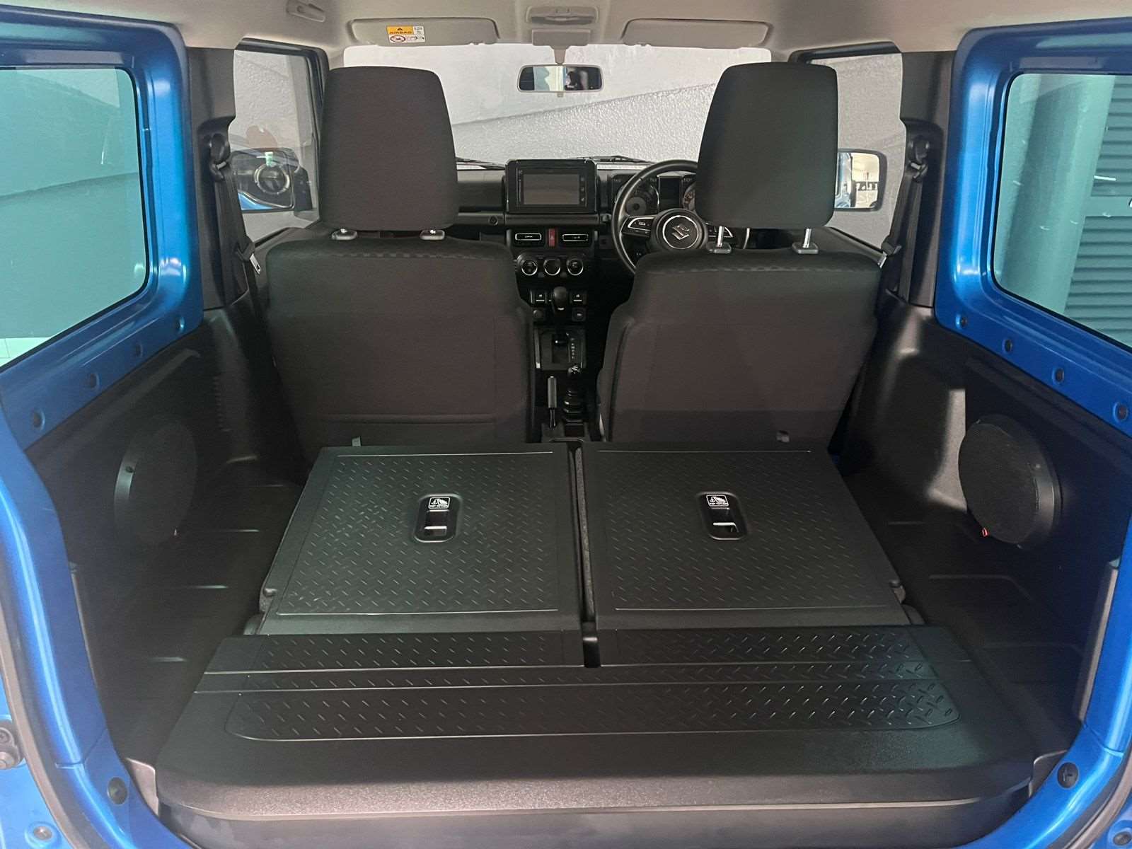 2020 Suzuki Jimny 1.5i GLX AT - Image 8