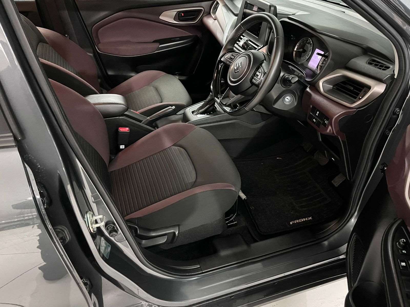 2025 Suzuki Fronx 1.5 GL A/T - Image 6