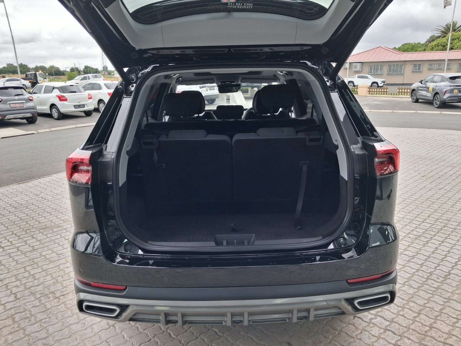 2026 Chery Tiggo 8 Pro CSH Apex PHEV - Image 8