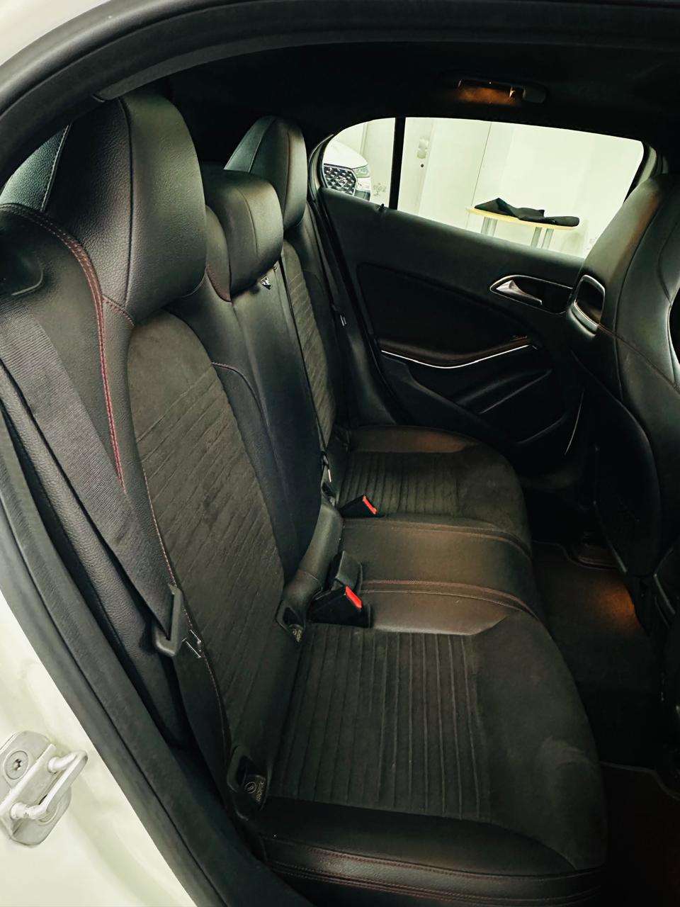 2016 Mercedes-Benz GLA CDI A/T 4 Matic - Image 12