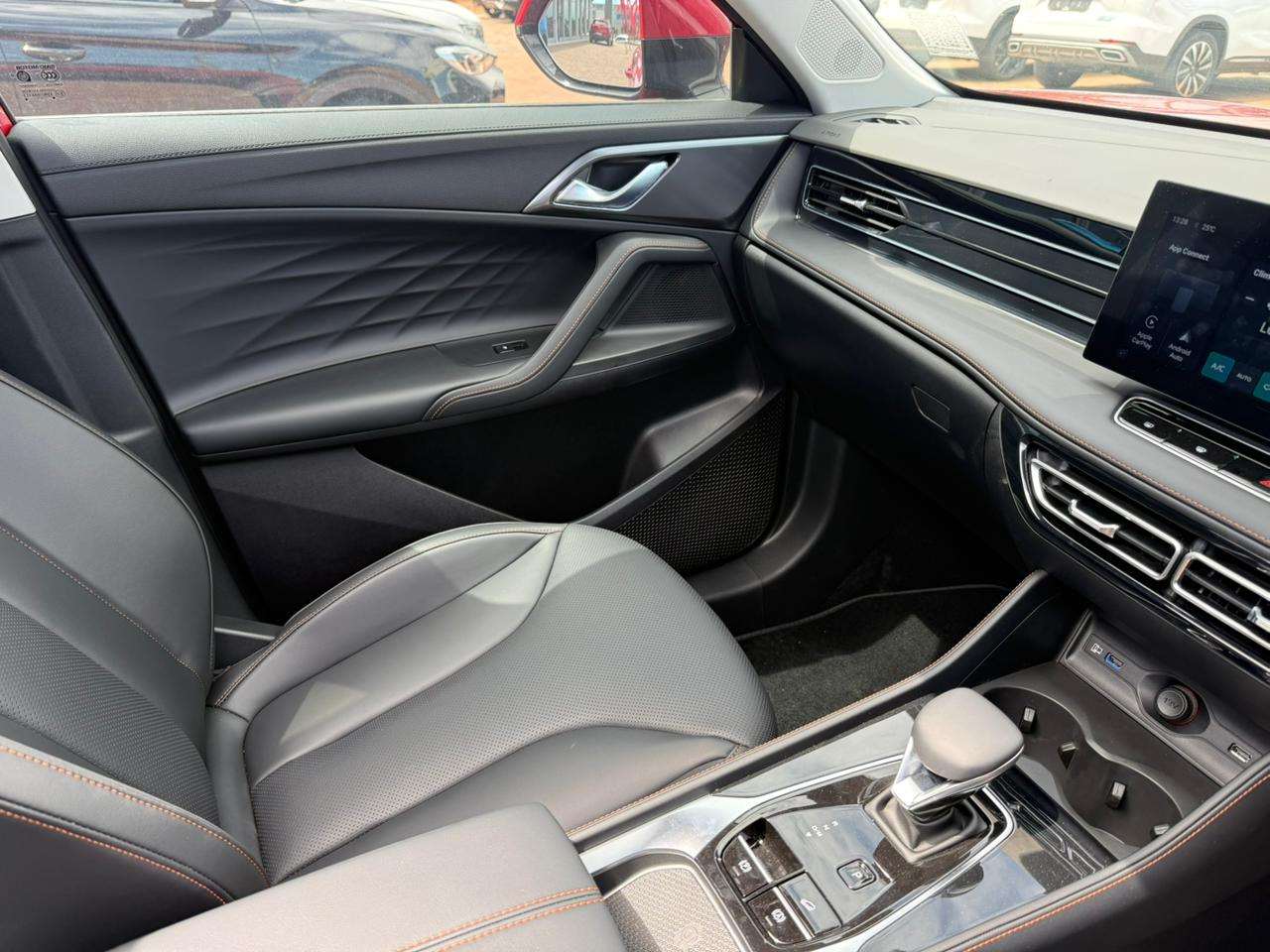 2026 MG HS Luxury 2.0 A/T - Image 12