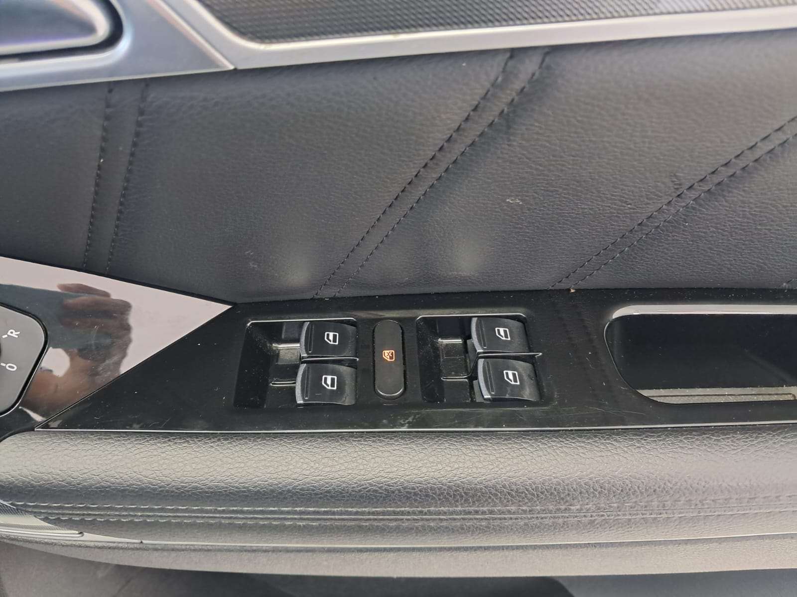 2020 Haval H6C 2.0T 6DCT 4x2 Luxury - Image 13