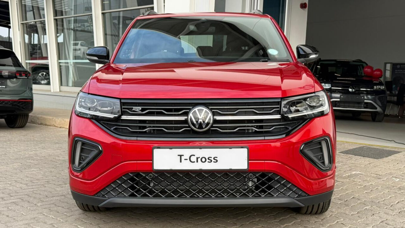 2026 VOLKSWAGEN T-CROSS 1.0TSI R-Line — photo 2