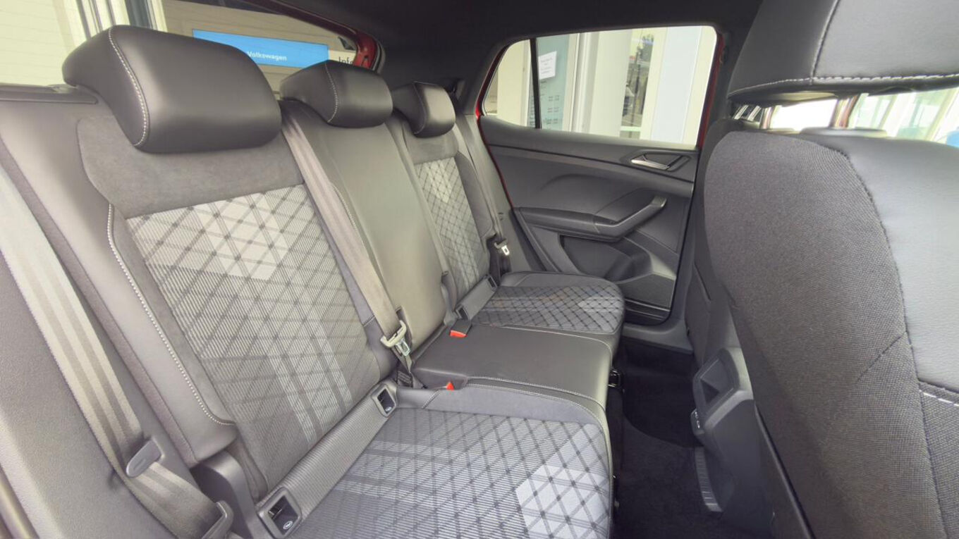2026 VOLKSWAGEN T-CROSS 1.0TSI R-Line — photo 12