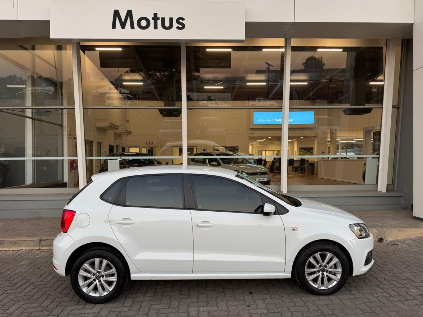 2024 VOLKSWAGEN POLO VIVO Hatch 1.4 Comfortline — photo 8