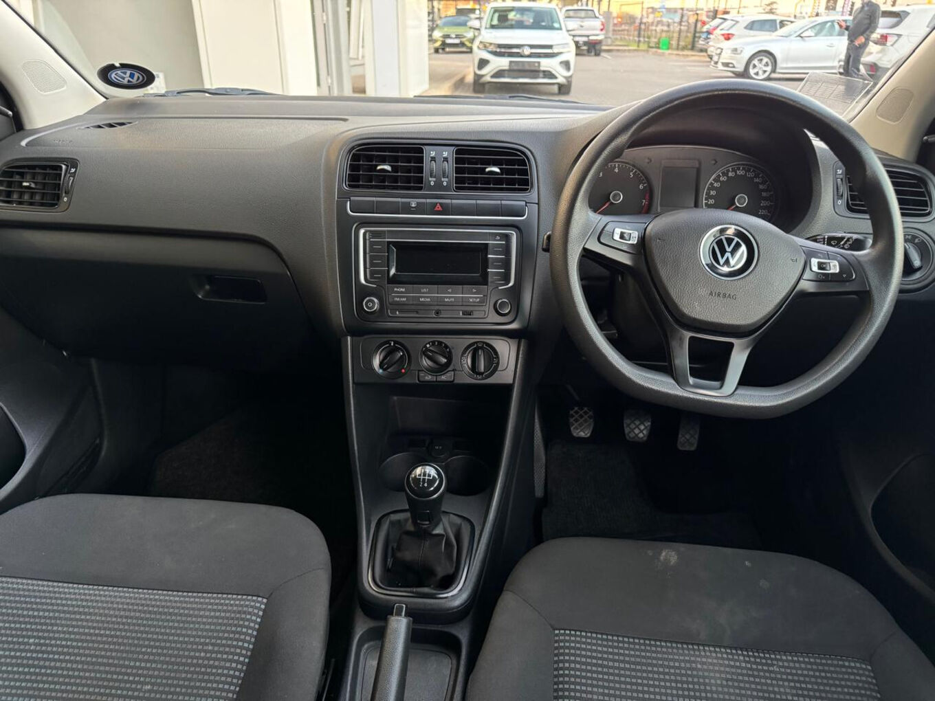 2024 VOLKSWAGEN POLO VIVO Hatch 1.4 Comfortline — photo 11