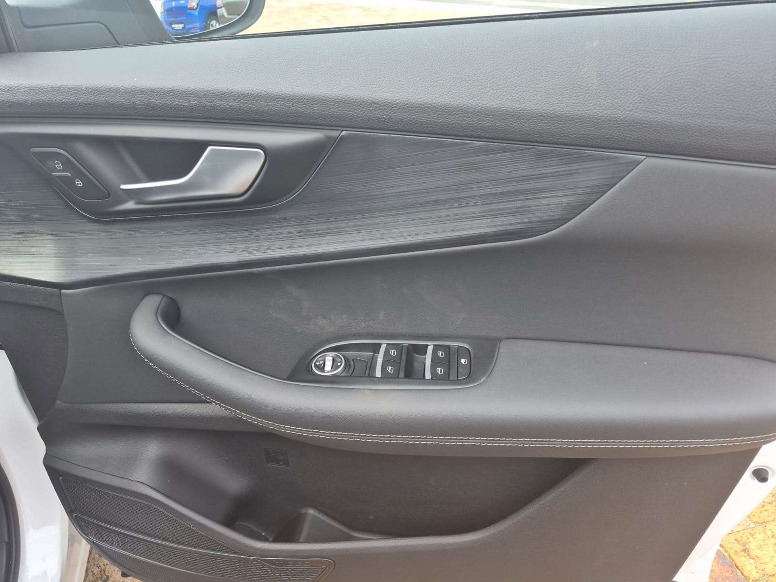 2026 Chery Tiggo Cross LIT CVT - Image 15