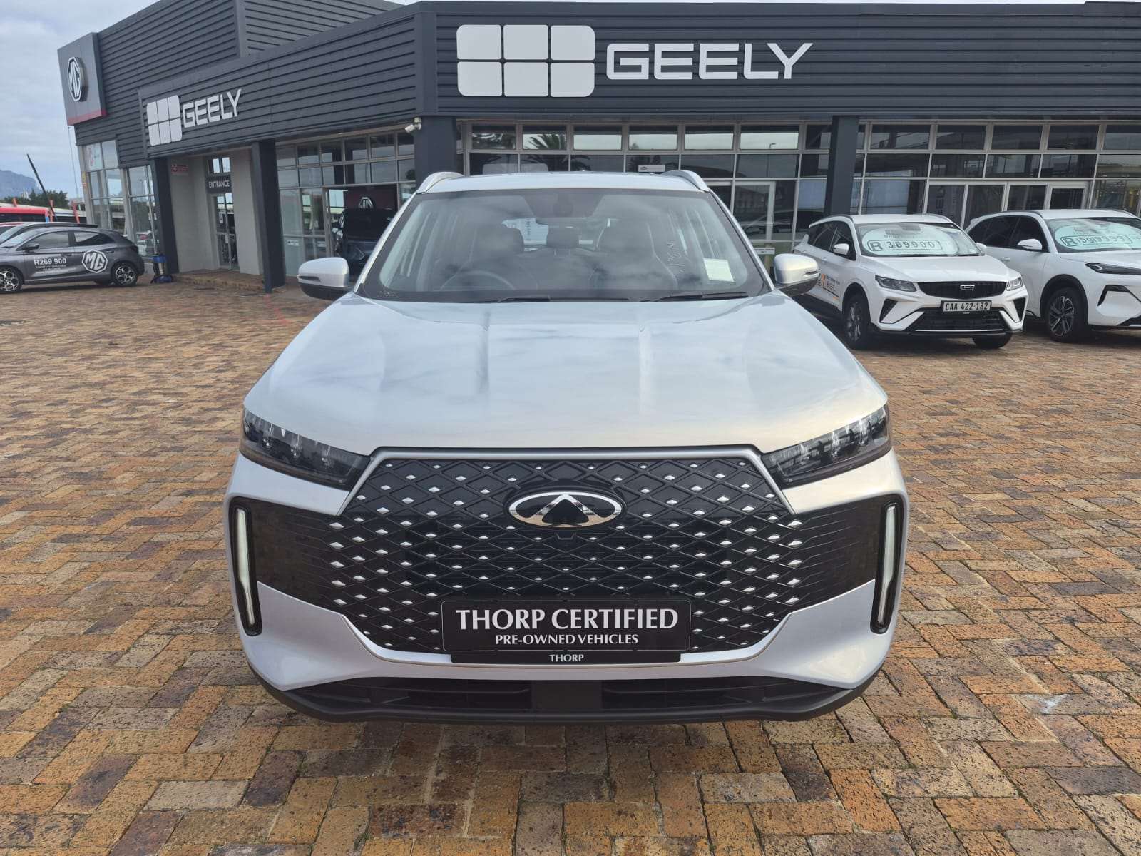 2026 Chery Tiggo Cross LIT CVT - Image 2