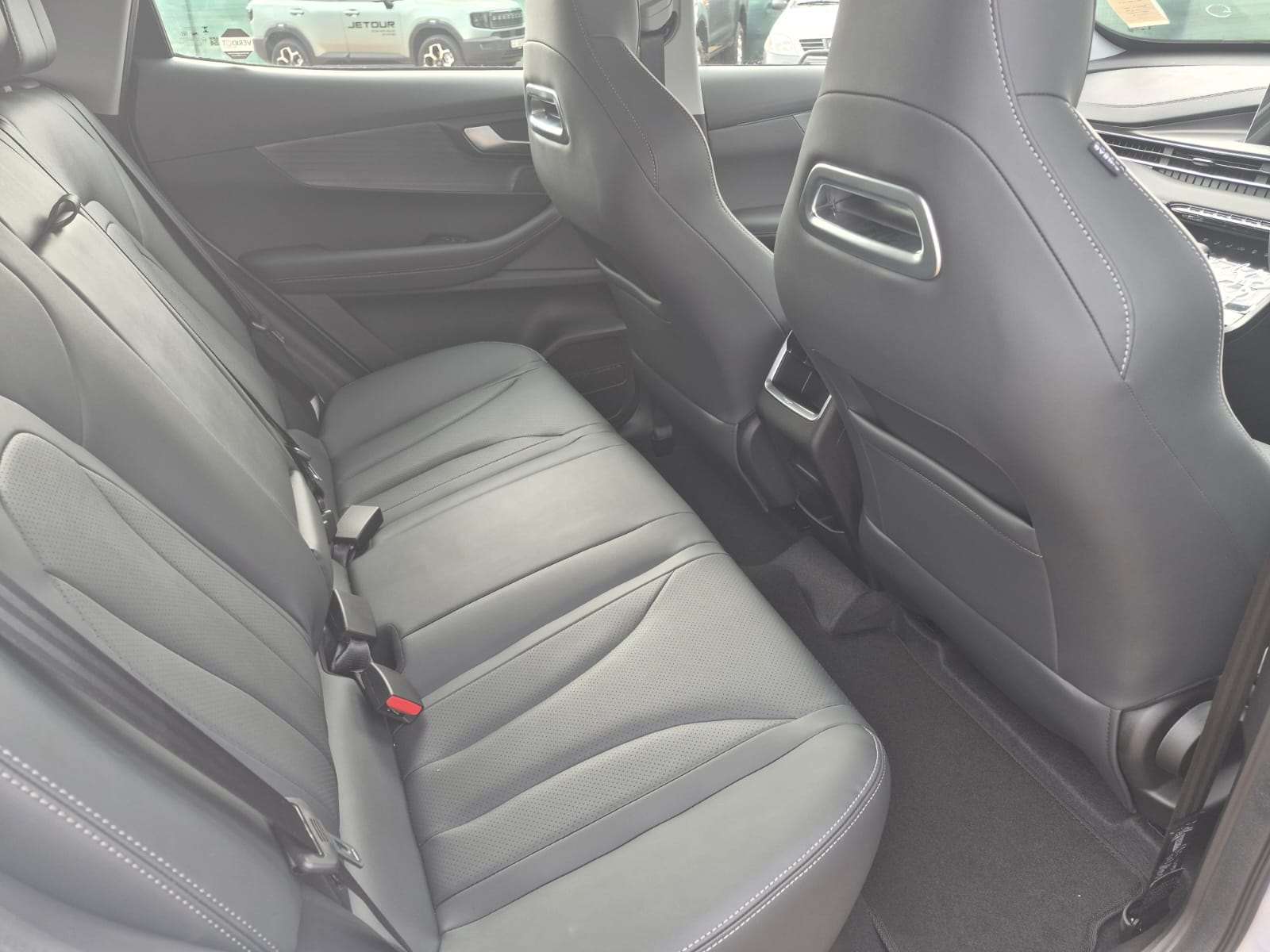 2026 Chery Tiggo Cross LIT CVT - Image 16