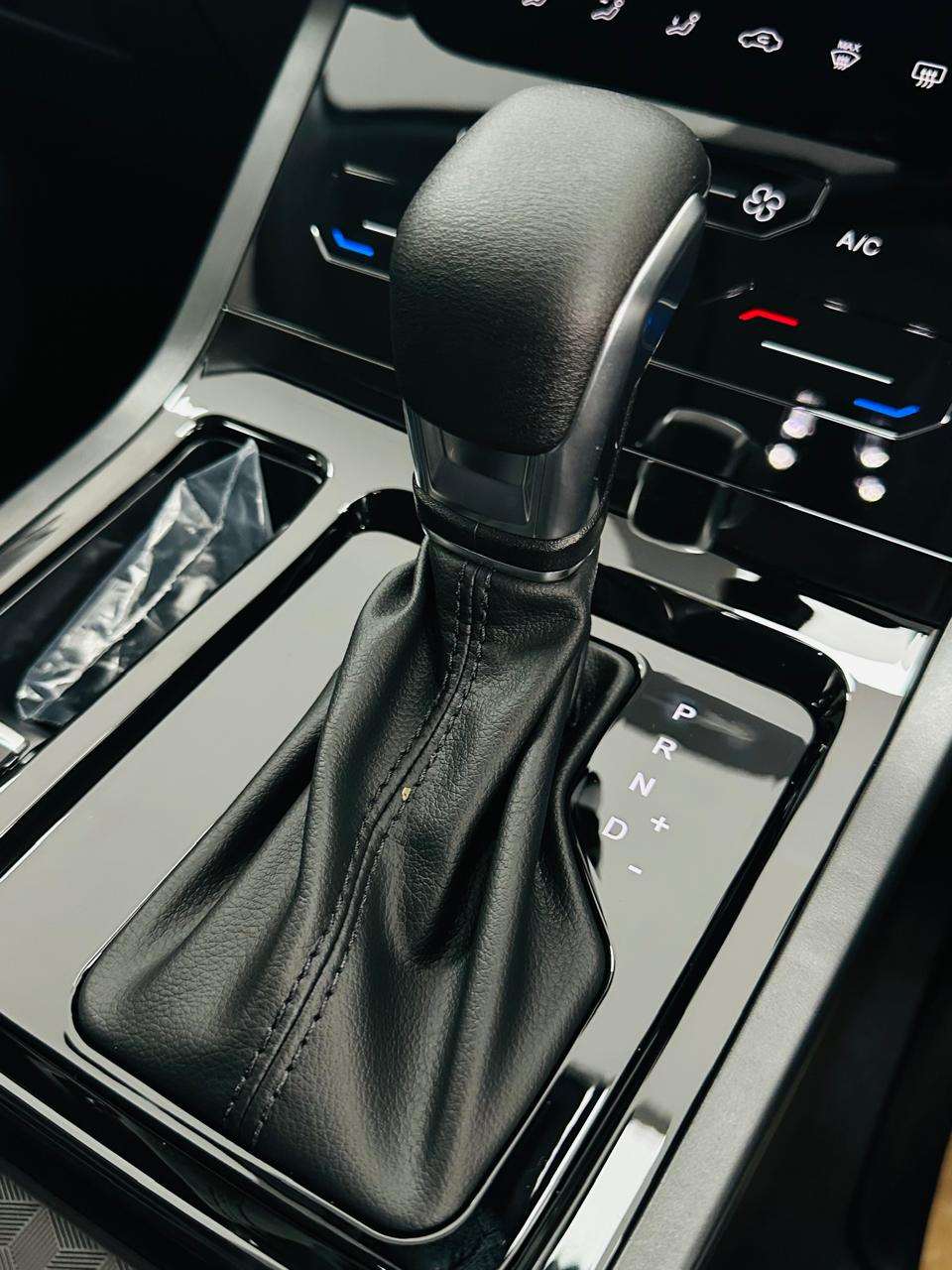 2026 Chery Tiggo Cross LIT MT - Image 10