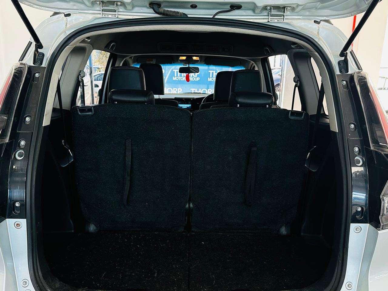2023 Suzuki XL6 1.5 GL 5MT - Image 5
